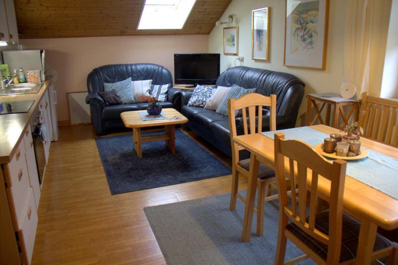 Ferienwohnung Galerie 7 Riegersdorf Екстериор снимка